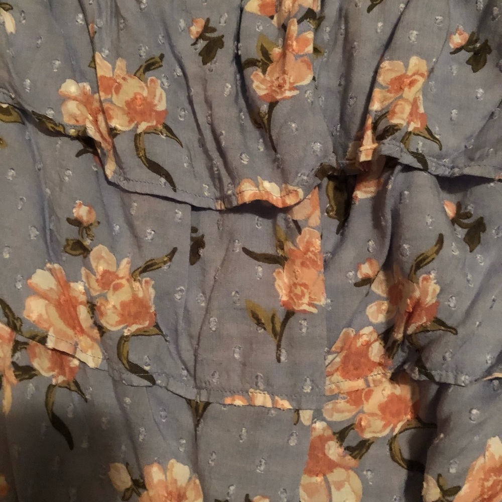 American Eagle Off the Shoulder Top - Picture 4 of 7